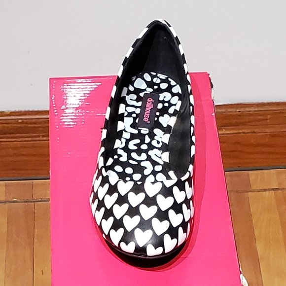 Matte heart pattern vegan flats - Picture 2 of 3